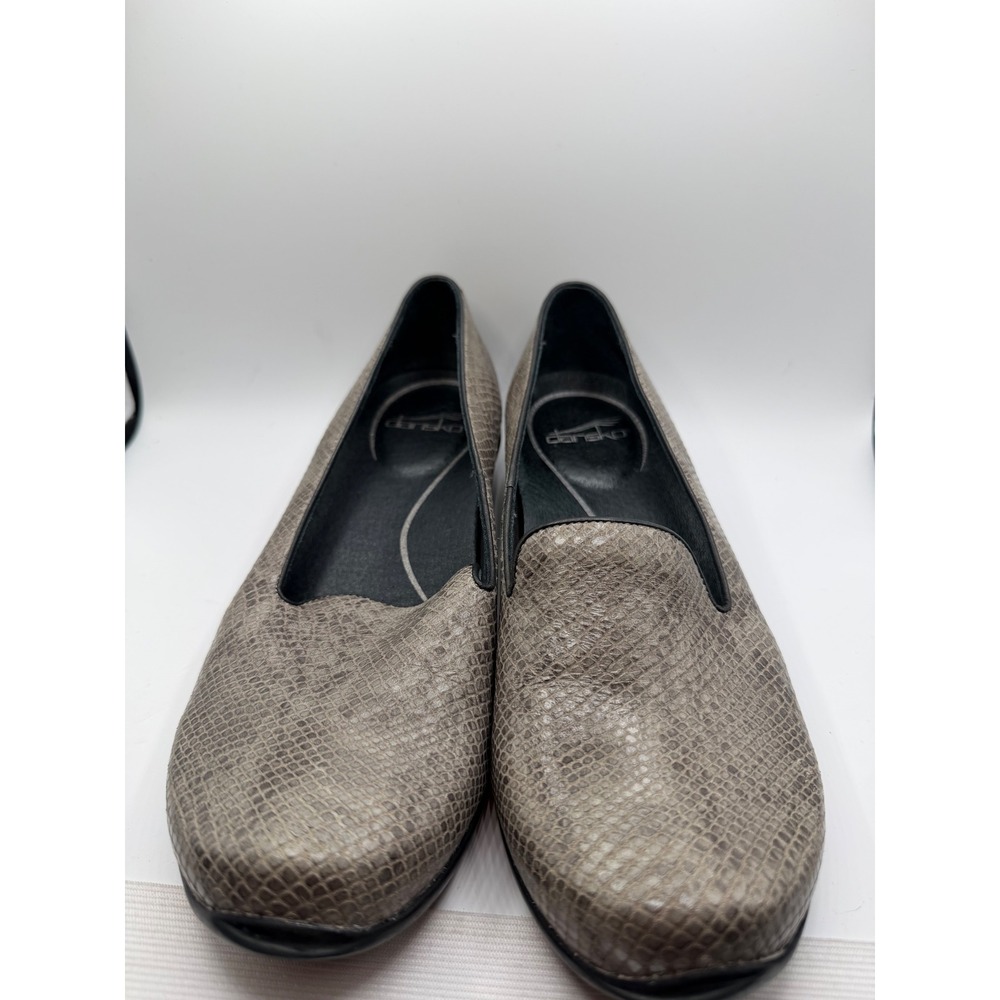 Dansko Women 38 Snakeskin Embossed Leather Loafers Taupe Grey Slip On Flats